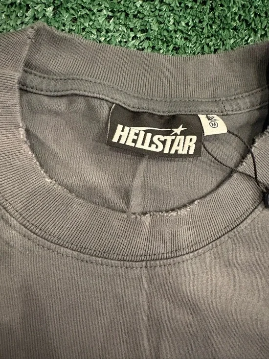 Hellstar Men's Short-Sleeve Graphic Tee in Charcoal Gray - Picture 3 of 4